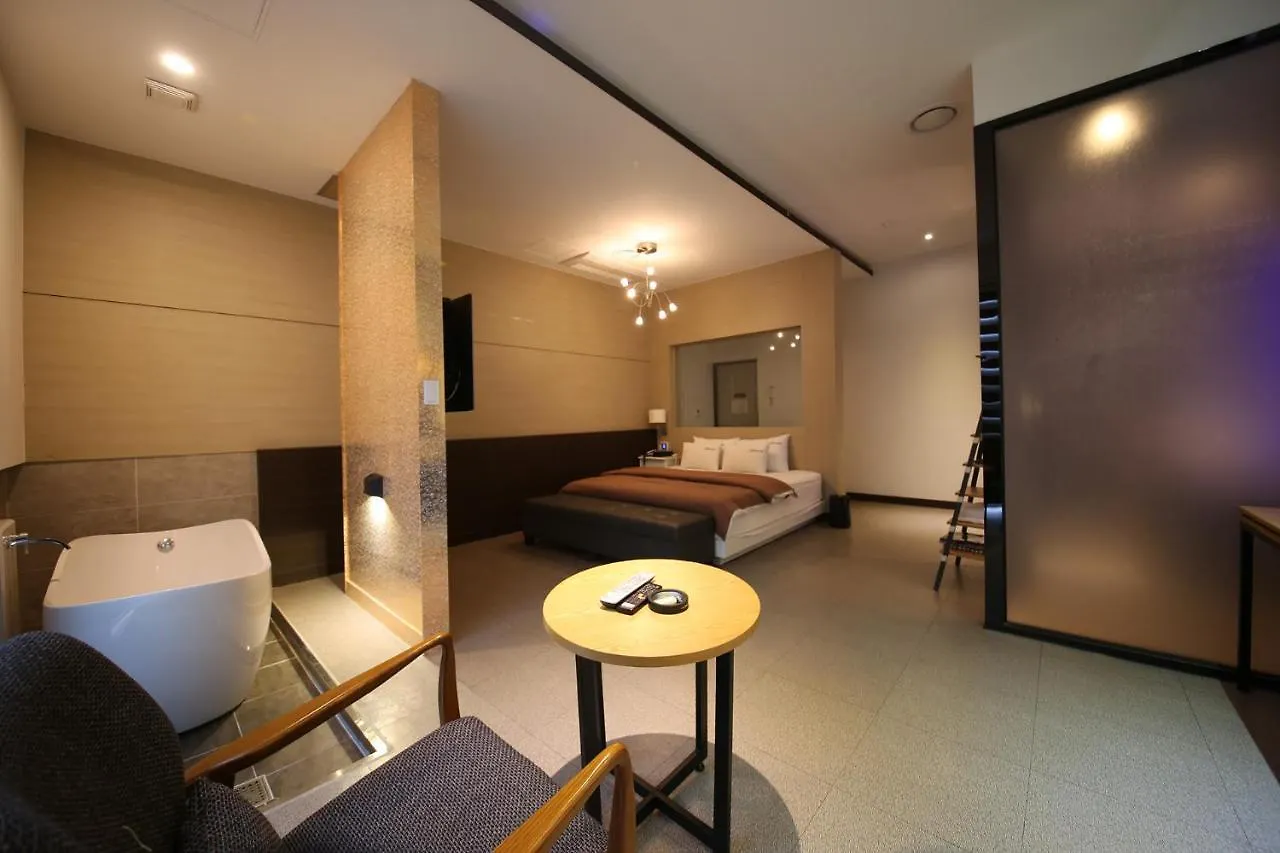 ** Motel Carpe Hotel Gimhae South Korea