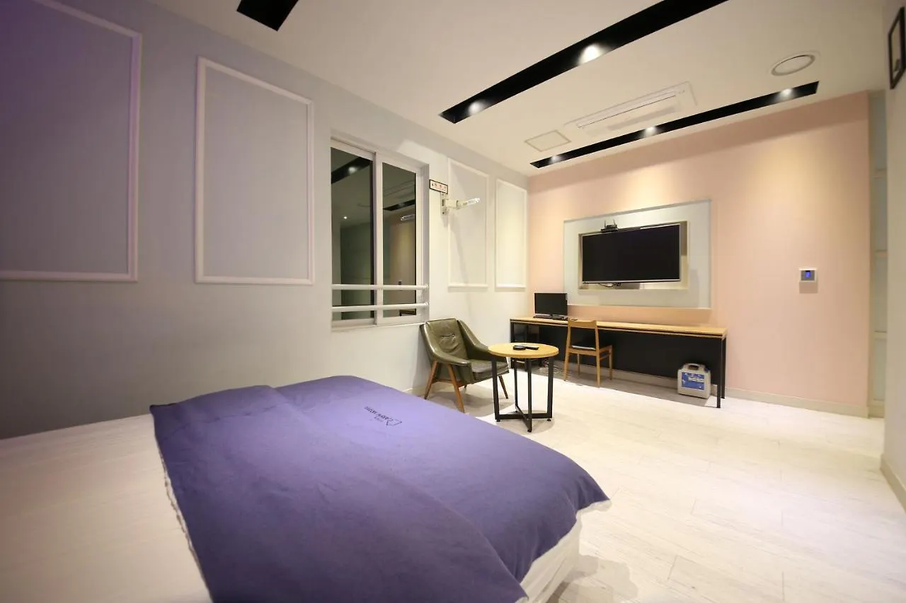 Carpe Hotel Gimhae Motel
